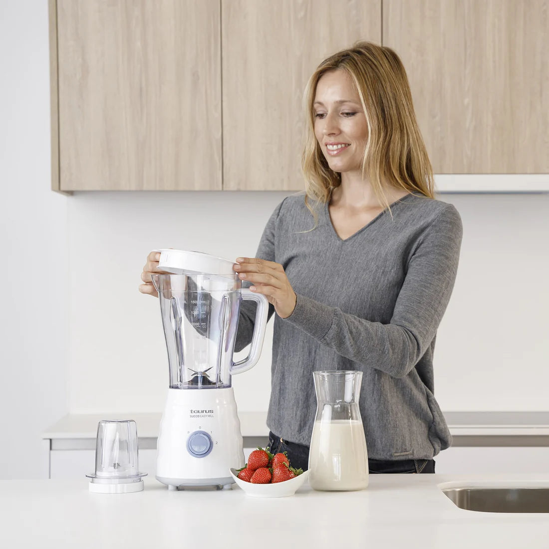 TAURUS BLENDER SUCCO EASY MILL 500W 1.5L