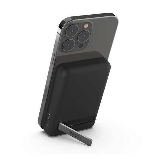 Belkin - BoostCharge - Magnetic Wireless Power Bank 5K + Stand